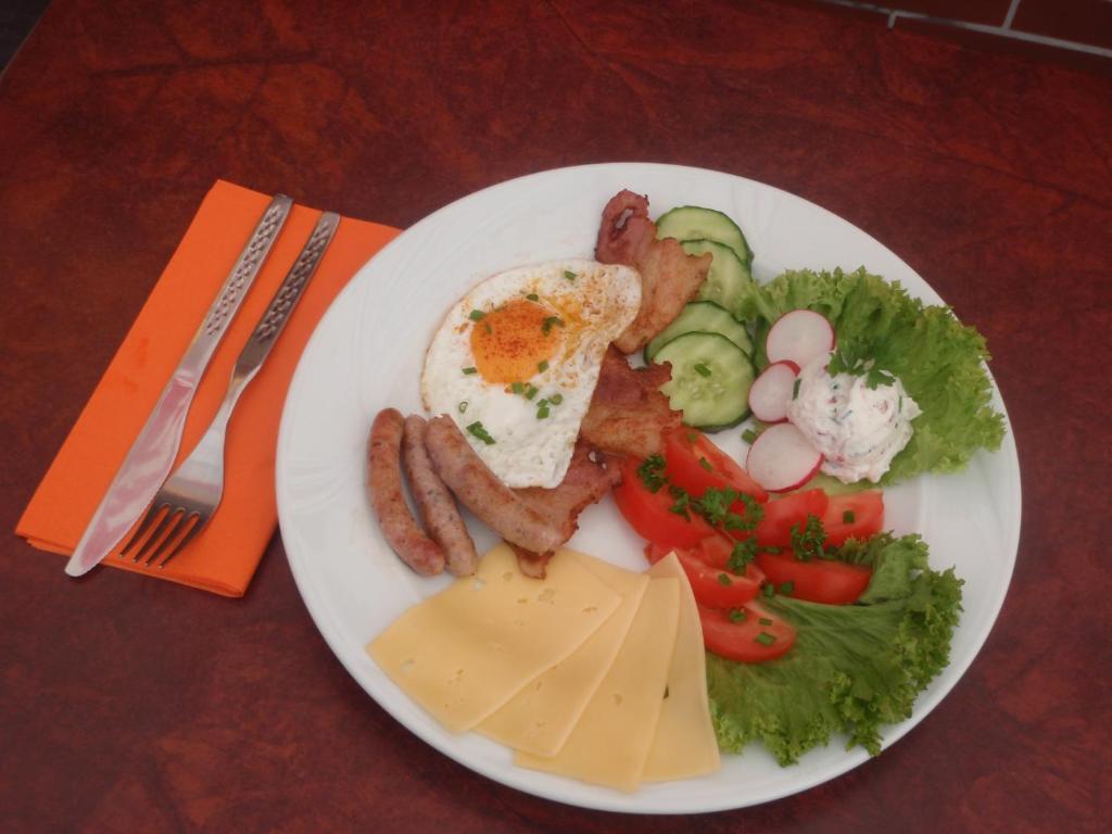 Hotel Restauracja Podzamcze Szczecin Luaran gambar
