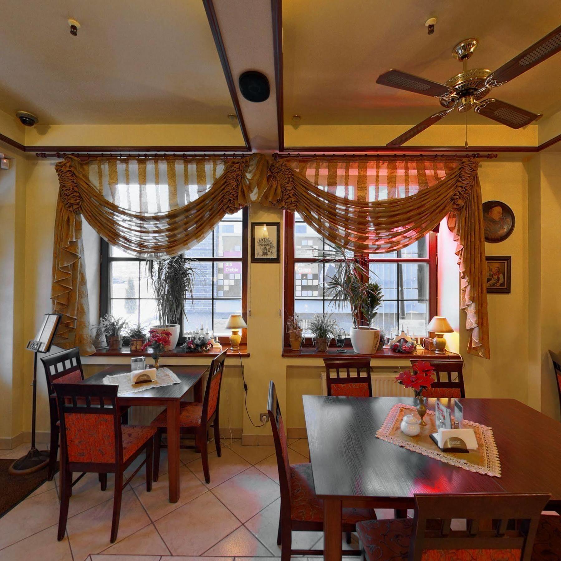 Hotel Restauracja Podzamcze Szczecin Luaran gambar