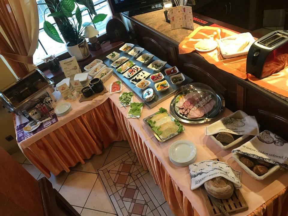 Hotel Restauracja Podzamcze Szczecin Luaran gambar